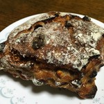 カンパーニュフリュイ