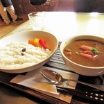 スプーンソング - チキンのサンバルカレー(角度を変えて)