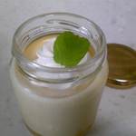 オモヤキッチン - オレンジのババロア ¥250（Takeoutは¥350ですが瓶返却時に¥100返金）