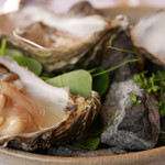 Ravage Restaurant & Bar - 