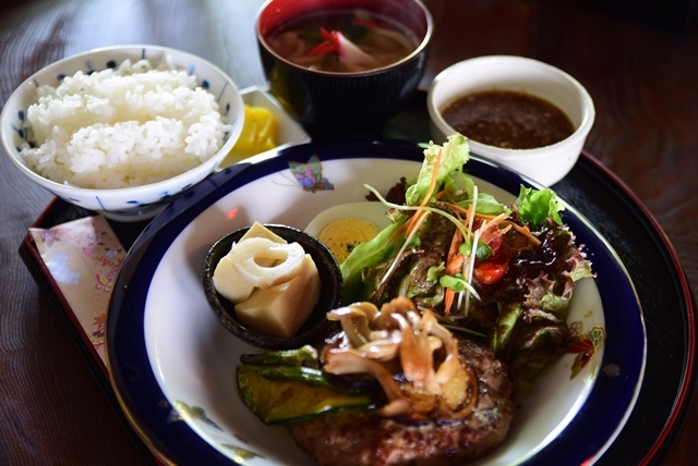 ハンダマ 下井阪 カフェ 食べログ