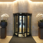 PARK HYATT - 回転扉