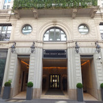 PARK HYATT - ホテル正面