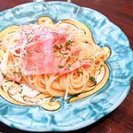 スパッカ ナポリ - カルボナーラ パルマ産生ハム添え