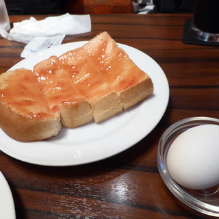 カフェ 三番館_0