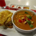 THE FIFTH food avenue - 2014/5レッドカレー＆カイジャオごはん