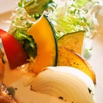 キッチンごりら - 帯広どろぶたロースステーキ（付け合せの野菜）