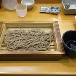 浅草じゅうろく - 黒い粗挽き蕎麦