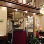 文明堂茶館 ル・カフェ - 螺旋階段