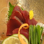 和風花紋 - 10月とれたカツオ造り