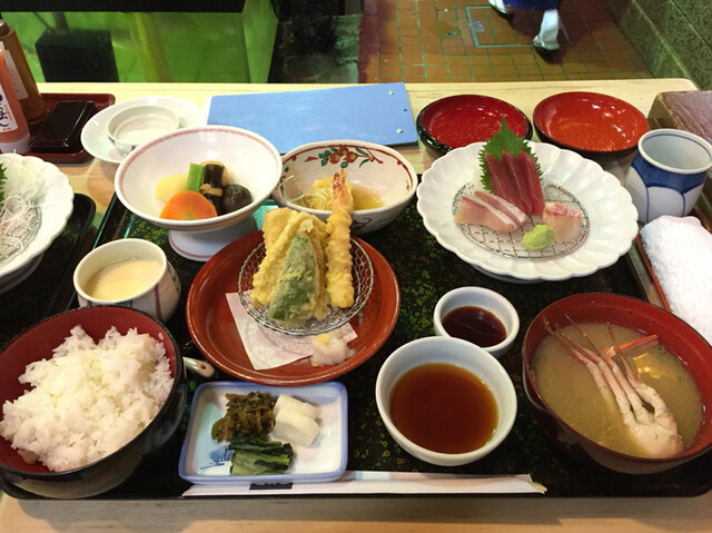 明太子食べ放題 お得なランチ By Ayam 96 稚加榮 本店 ちかえ 赤坂 魚介料理 海鮮料理 食べログ 明太子食べ放題 お得なランチ By Ayam 96 稚加榮 本店 ちかえ 赤坂 魚介料理 海鮮料理 食べログ