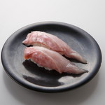 駿河湾朝獲れ回転寿司のぶちゃん - 金目鯛