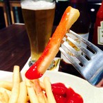 Mango Tree - ケチャップたっぷりつけたポテトが旨いよ!!