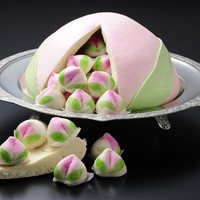 祝大桃饅頭/お祝い用特大桃まんじゅう