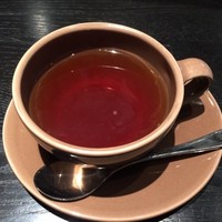 GARB CENTRAL - 紅茶