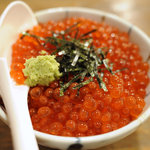 魚屋はちまき - いくら丼（￥600）
