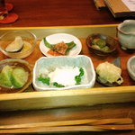 出町ろろろ - 野菜のお重です。美味しかった！！