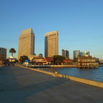 Manchester Grand Hyatt Hotel San Diego - ウォーターフロントにそびえたつ