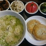 Jasu min - セロリ餃子と大根餅の膳！　2300円。