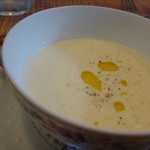 Higuchitei - 豆の冷製スープ