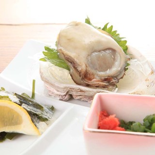 海辺里の天然磯ガキ料理”