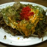 鉄板 好味 - 焼きそば（目玉焼きのせ）