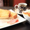 新木珈琲店 - 料理写真:目玉焼きトースト（モーニング）