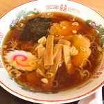 お食事処よしや - ラーメン(620円)