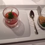 メゾン ポール・ボキューズ - 夏の定番パプリカムースにトマト、鱧が付いてました☆