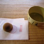 Shourenimmonzeki - 華頂殿にて抹茶をいっぷく。