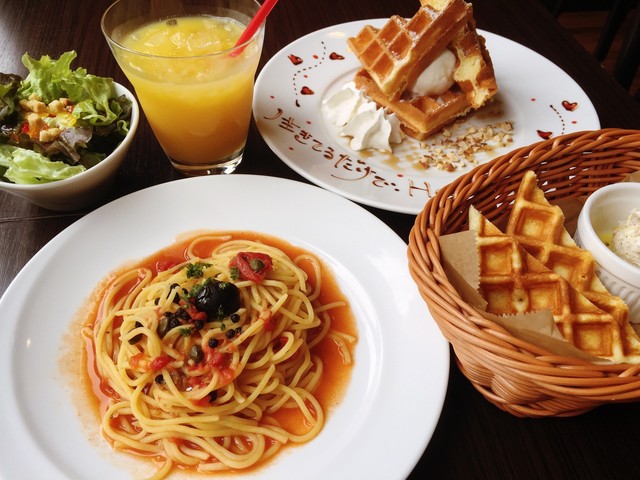 Sora Cafe Feat Waffle Cafe Sign ソラカフェ 仙北町 カフェ 食べログ