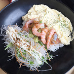 魚とと - エビアボカドサーモンたまごサラダ
