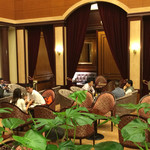 LOBBY LOUNGE - 