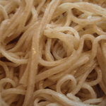 きぬたや - 電動・粗挽き、２４メッシュのつなぎ５％、拡大。