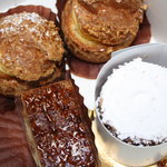 Patisserie Ravi,e relier - ラヴィ・ルリエケーキとシューアラクレーム