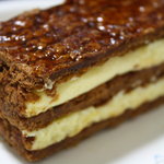 Patisserie Ravi,e relier - ラヴィ・ルリエ　ミルフィーユ400円