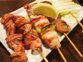 Sumibi Yakitori Eki - 焼き鳥　炭火で。美味しい。