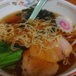 中国料理の鉄人 - しょうゆ半ラーメン