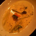 テンプラリーニョ - えびとアスパラのチーズクリーム煮。スープぽい。美味しいです。