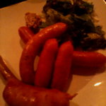 テンプラリーニョ - ソーセージ盛り。後半には重めだけどやっぱうまい。