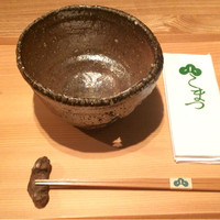 こまつ - セットの飾りお皿？！
                こだわりのお皿達は見た目でも楽しめます。