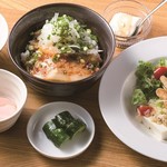 麺処 大田屋 - 料理写真:ハーフちゃーしゅう丼ランチ