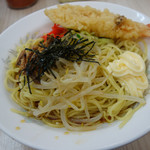 うどんのいなや - 冷やし中華+えび天、冷やし中華+えび天、マヨネーズ