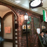 オステリア ガウダンテ 大阪駅前第4ビル店 - 