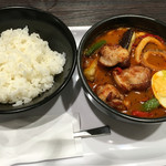 CoCo壱番屋 - スープで食べるローストチキンと野菜のカレー+イカフライ:1096円