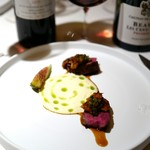 オマージュ - 漢方牛
      ソースと肉の美味しさが絶品