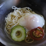 はせ川 - 温泉卵と柔麺