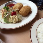 キッチン サンキュー - カニコロッケ定食