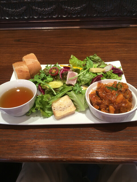 を 食う 肩透かし