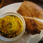 カフェメゾンドケー - バゲット＋カボチャサラダ